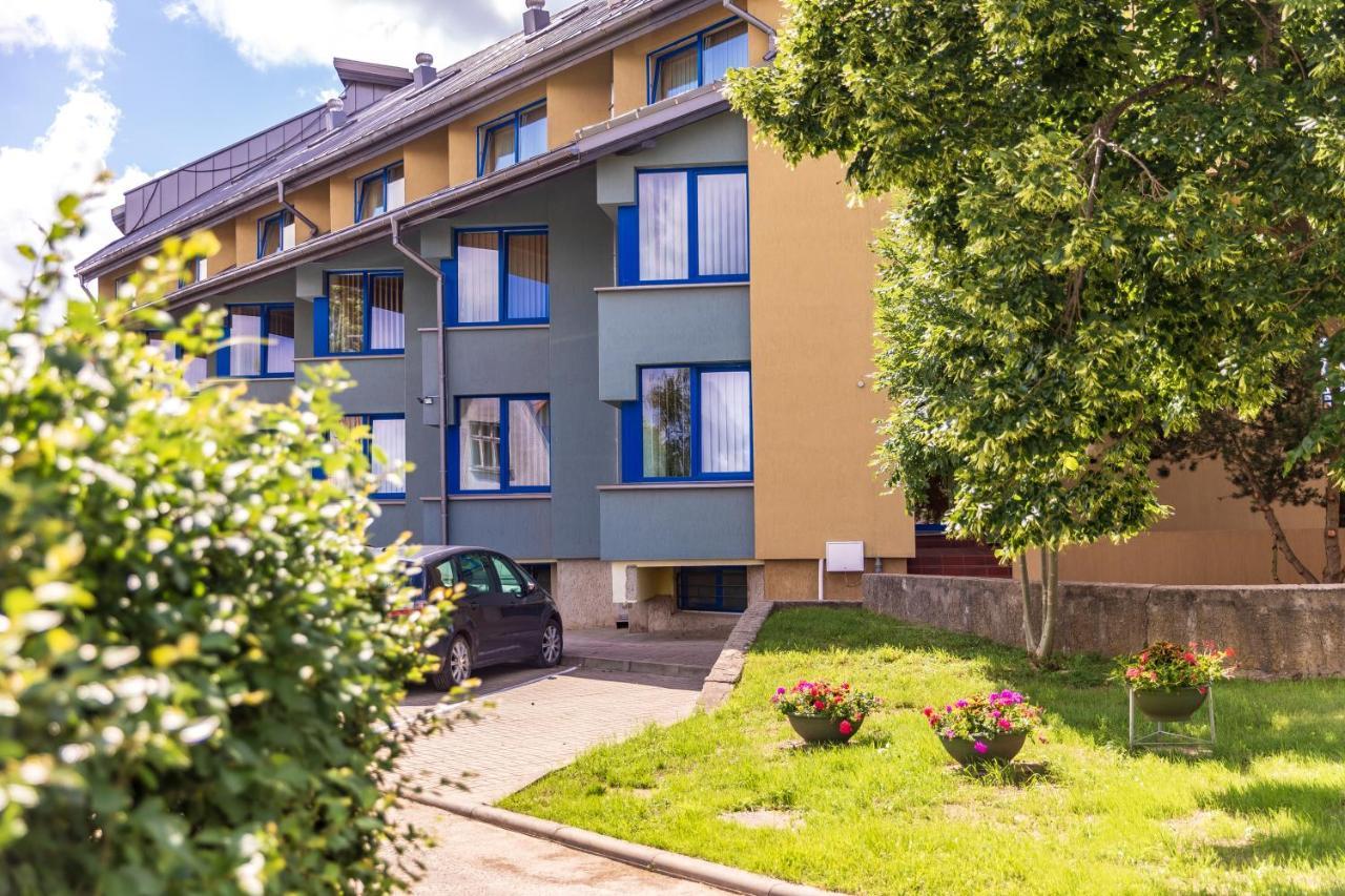 Apartamentai "Tenisas" Połąga Zewnętrze zdjęcie